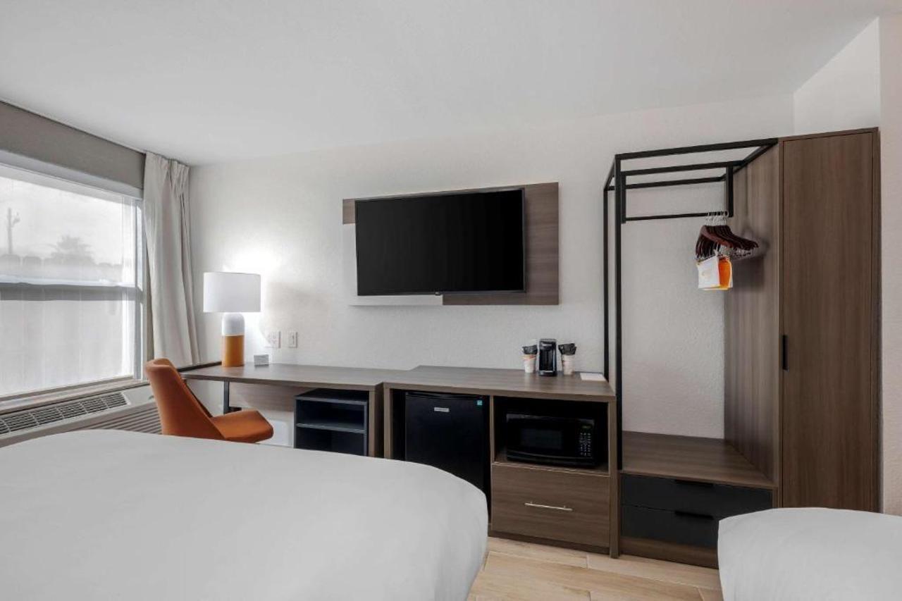 Comfort Inn South Padre Island Εξωτερικό φωτογραφία